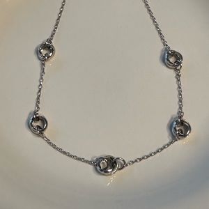 Long’s Jewelers Sterling Silver Circle Station Necklace